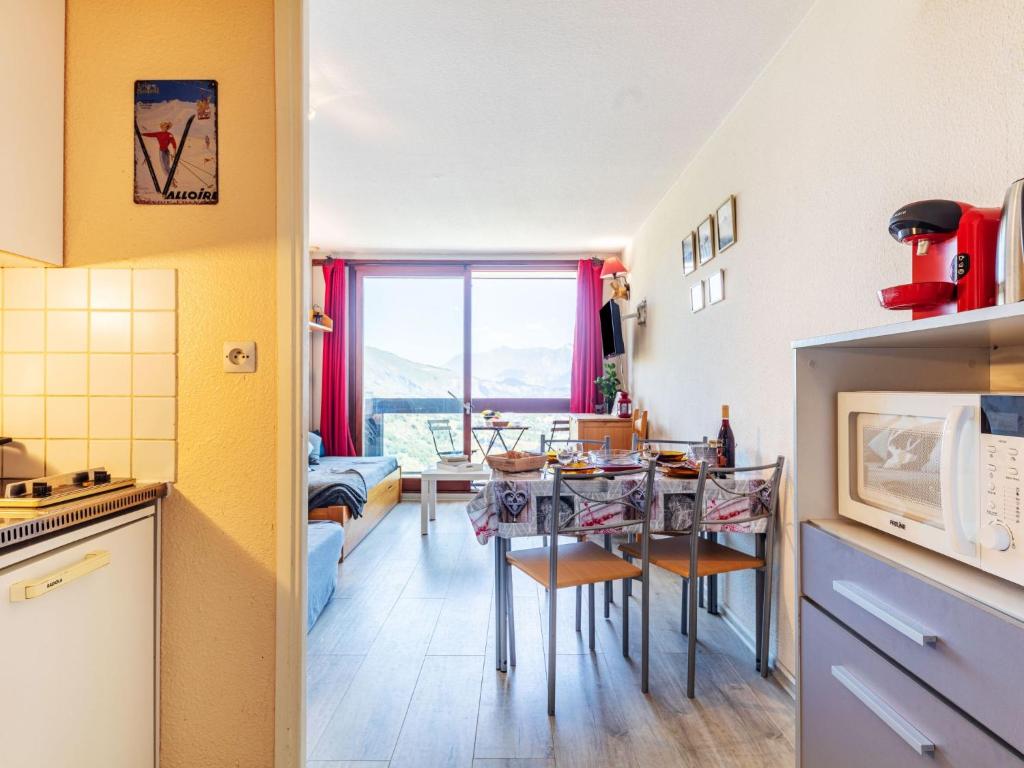 Studio Pegase Phenix 59 by Interhome appartement pied des pistes 11