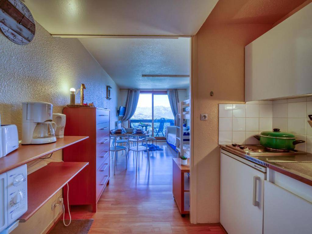 Studio Pegase Phenix 73 by Interhome appartement pied des pistes 16