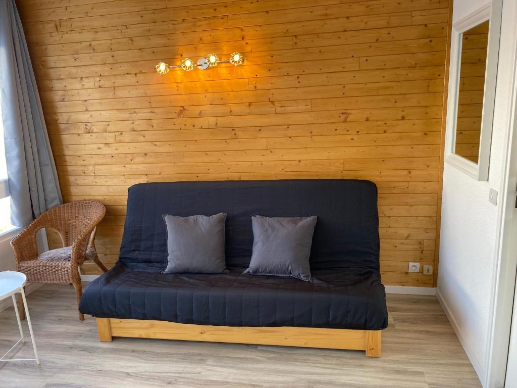 Studio Puy Saint Vincent 1600 aux pieds des pistes appartement pied des pistes 11
