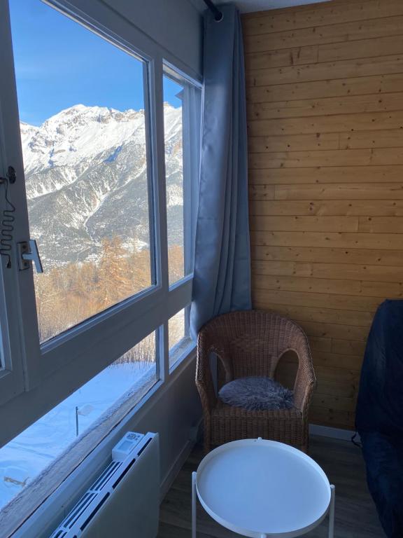 Studio Puy Saint Vincent 1600 aux pieds des pistes appartement pied des pistes 14