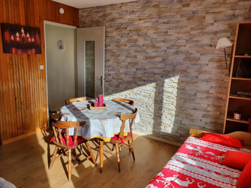 Studio Queyrelet 1 pied des pistes avec balcon vue 2 4 personnes appartement pied des pistes 11