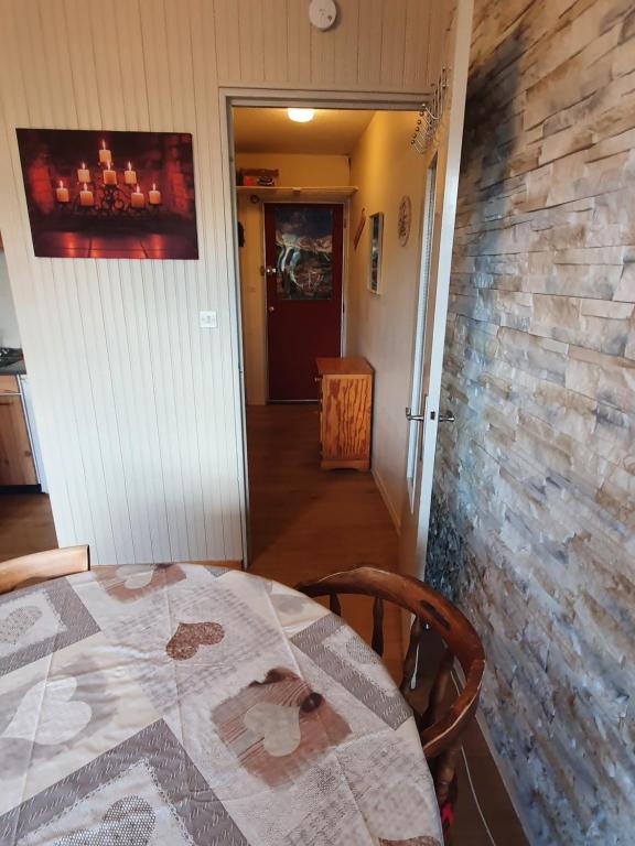 Studio Queyrelet 1 pied des pistes avec balcon vue 2 4 personnes appartement pied des pistes 6
