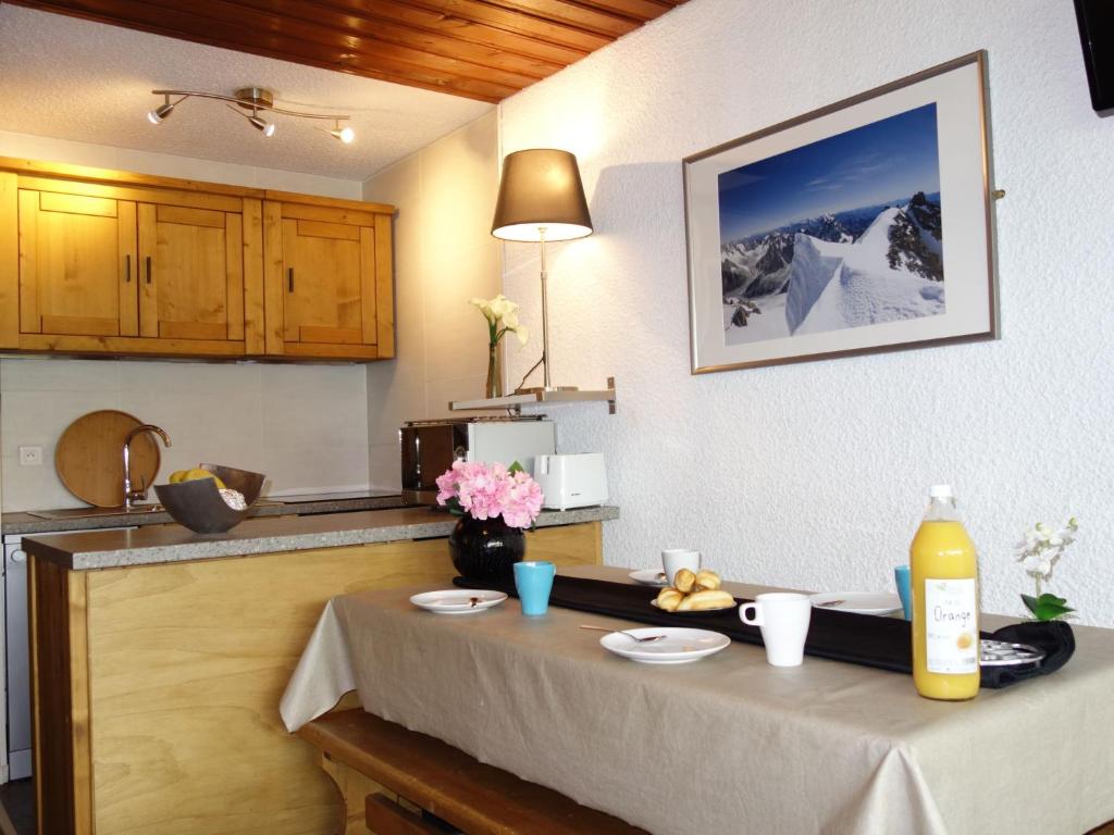 Studio Serac V7 by Interhome appartement pied des pistes 2