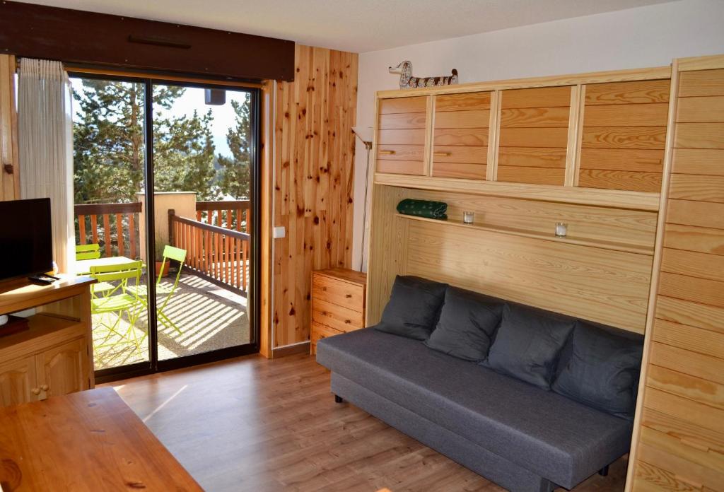 Studio cabine chaleureux a Pyrenees 2000 appartement pied des pistes 19