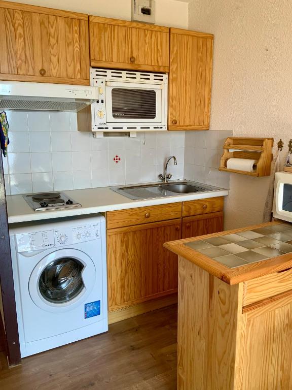 Studio cabine chaleureux a Pyrenees 2000 appartement pied des pistes 3