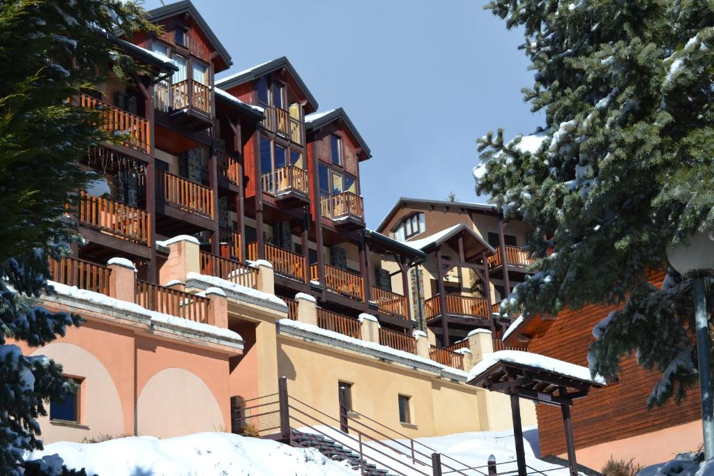Studio cabine chaleureux a Pyrenees 2000 appartement pied des pistes 9