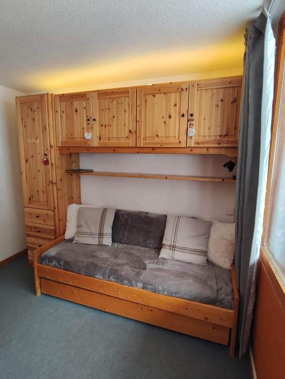 Studio centre station vue magnifique Valfrejus appartement pied des pistes 1