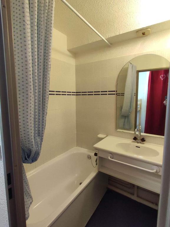 Studio centre station vue magnifique Valfrejus appartement pied des pistes 2