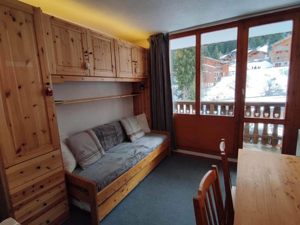Studio centre station vue magnifique Valfrejus appartement pied des pistes 8