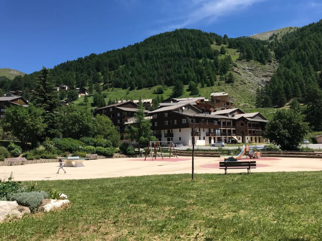 Studio chaleureux a la Foux DAllos appartement pied des pistes 5