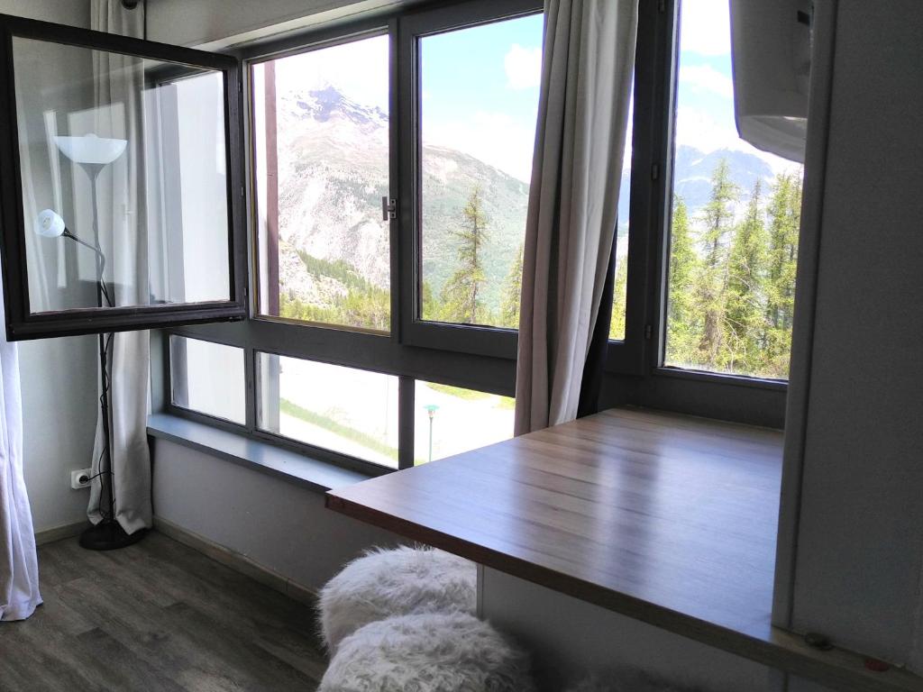 Studio fonctionnel 16m2 avec vue panoramique appartement pied des pistes 12