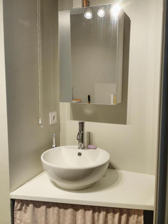 Studio fonctionnel 16m2 avec vue panoramique appartement pied des pistes 9