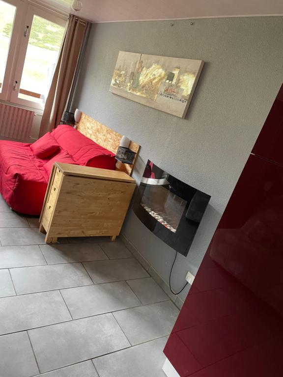 Studio pied de pistes avec place de parking prive exterieure LA MONGIE TOURMALET appartement pied des pistes 10