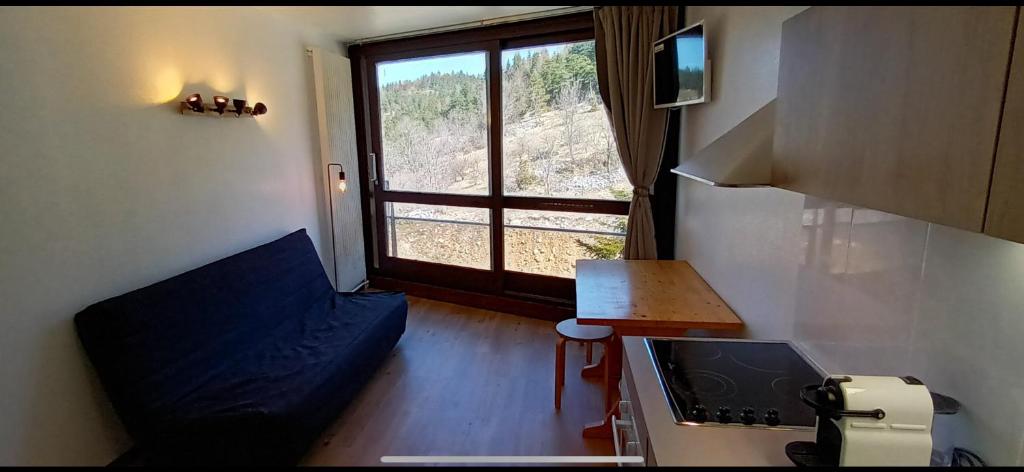 Studio pour 4 personnes pied dans les pistes appartement pied des pistes 1
