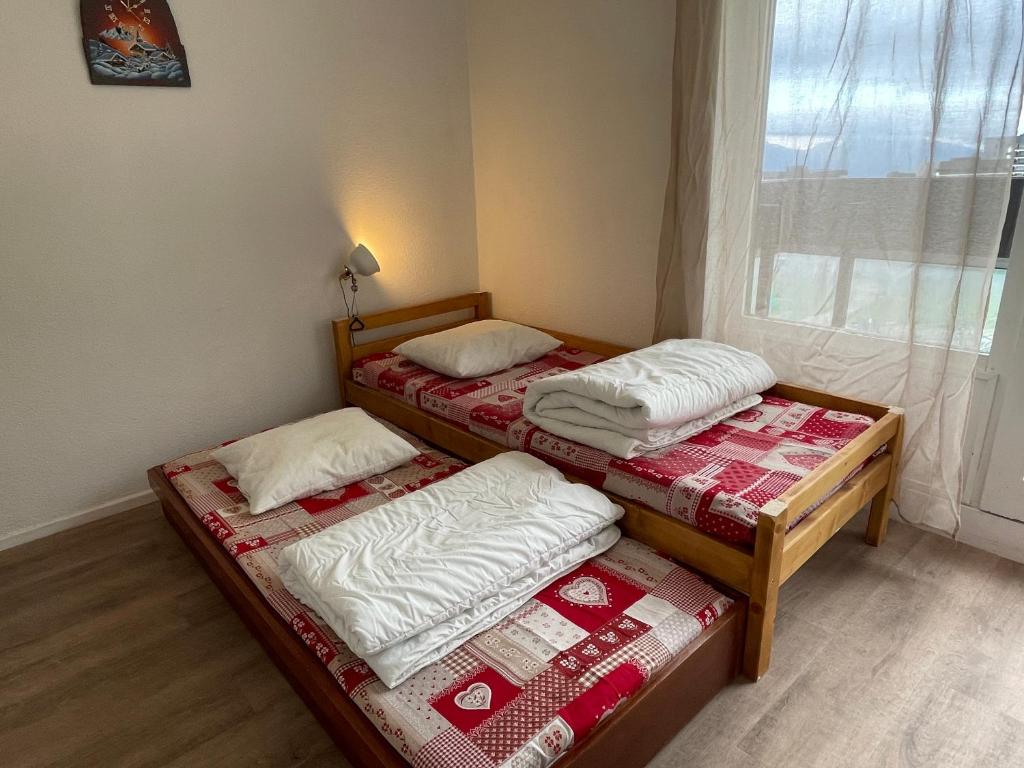 Studio renove avec acces direct aux pistes et la Croisette au coeur des Menuires appartement pied des pistes 15