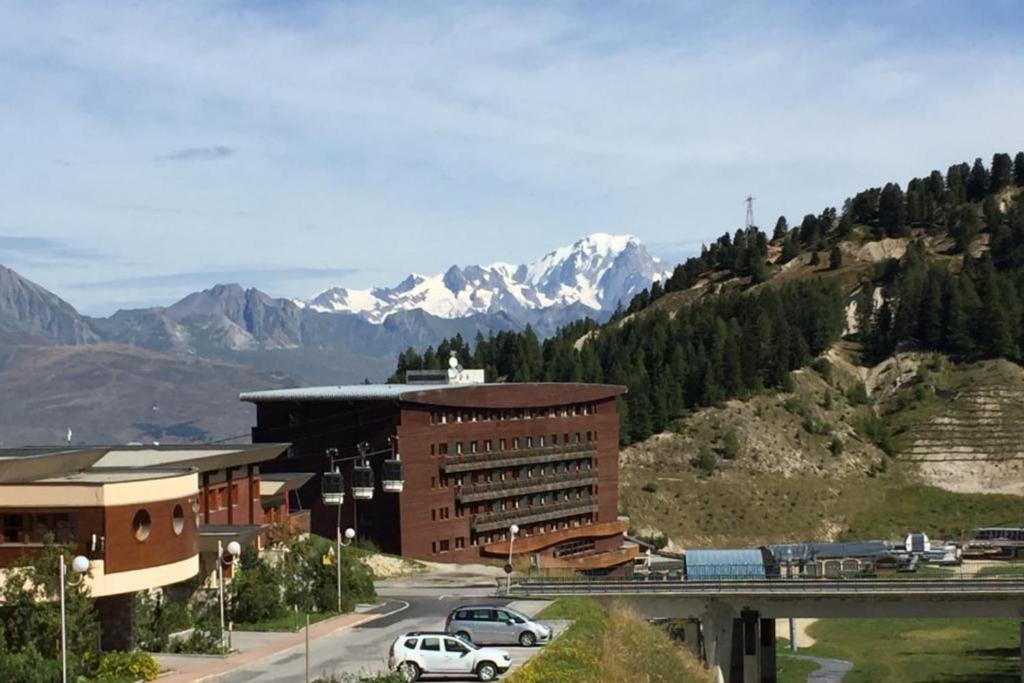 Studio with terrace view on Mont Blanc appartement pied des pistes 6