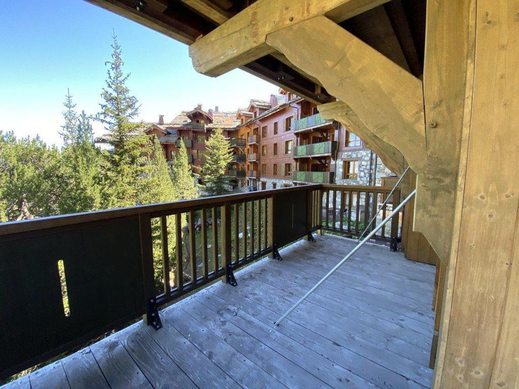 Stylish ski in ski out 3 bed apartment Arc 1950 appartement pied des pistes 4