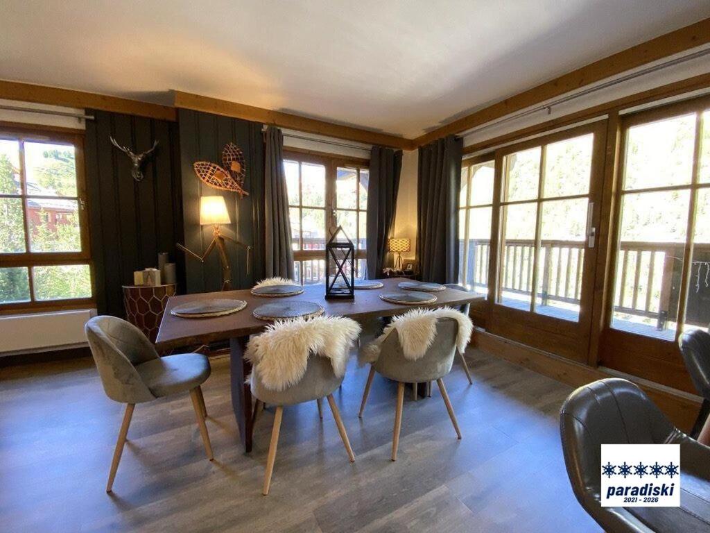 Stylish ski in ski out 3 bed apartment Arc 1950 appartement pied des pistes