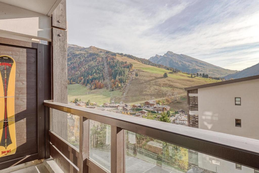Sunny studio with balcony appartement pied des pistes 6