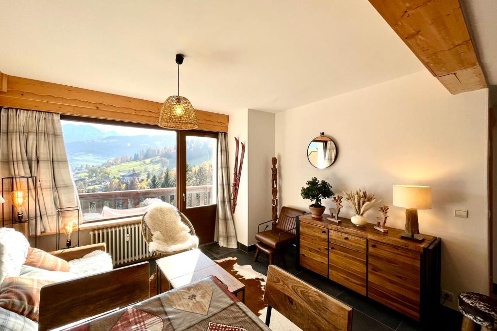 Superb Cosy Apartment With Balcony appartement pied des pistes 2