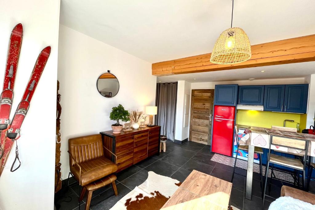 Superb Cosy Apartment With Balcony appartement pied des pistes