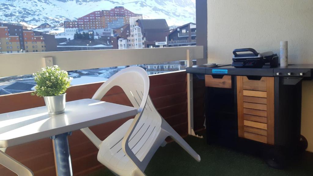 Superb viewSwim PoolSmart TVNetflixProjector appartement pied des pistes 10