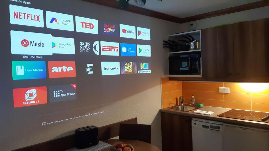 Superb viewSwim PoolSmart TVNetflixProjector appartement pied des pistes 12