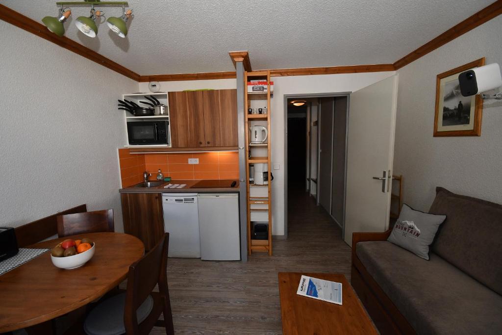 Superb viewSwim PoolSmart TVNetflixProjector appartement pied des pistes 15