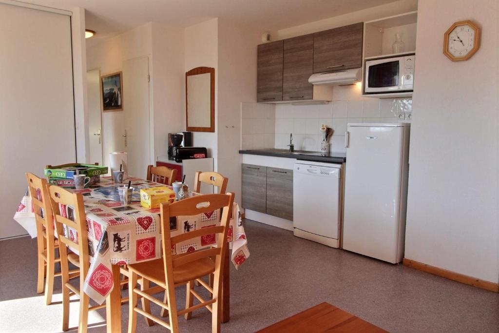 Superb well equipped apartment appartement pied des pistes 12