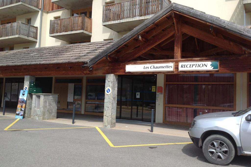 Superb well equipped apartment appartement pied des pistes 9