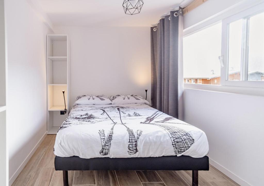 Superbe appart avec sauna au pied du telesiege WiFi babyfoot appartement pied des pistes 13
