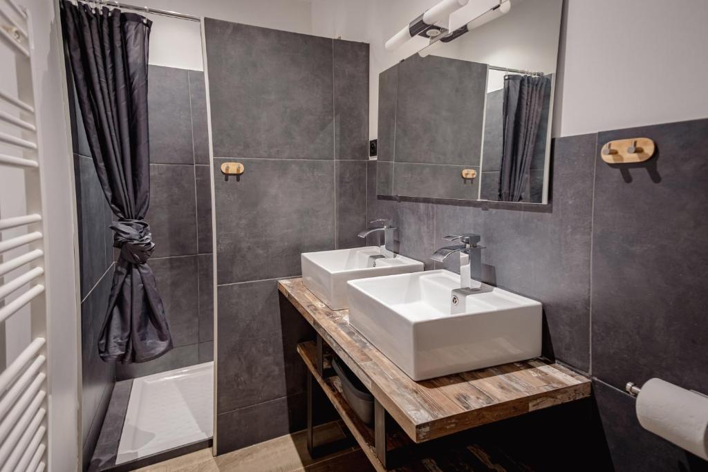 Superbe appart avec sauna au pied du telesiege WiFi babyfoot appartement pied des pistes 7