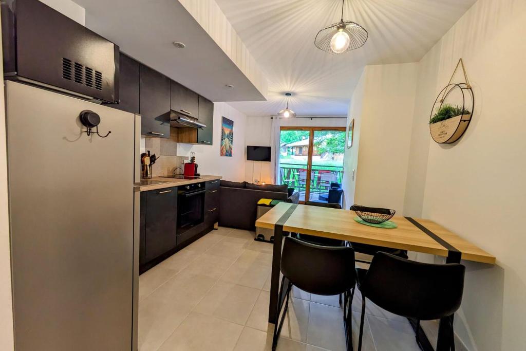 Superbe appartement au pied des pistes gite pied des pistes 14