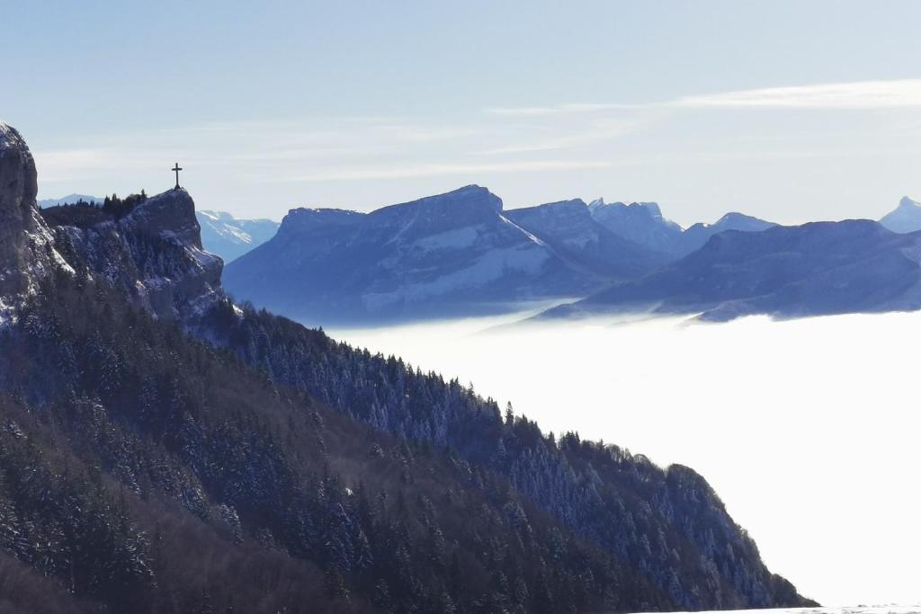 Superbe appartement au pied des pistes gite pied des pistes 19