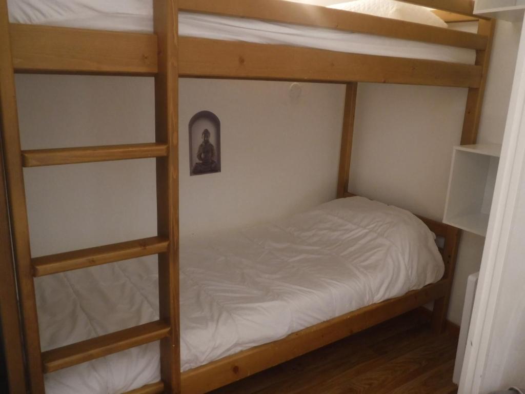 Superbe appartement aux Orres 1800 six couchages appartement pied des pistes 1