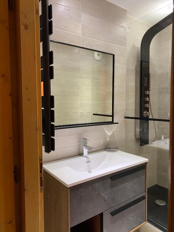 Superbe appt 2 chambres Arc 1950 appartement pied des pistes 7