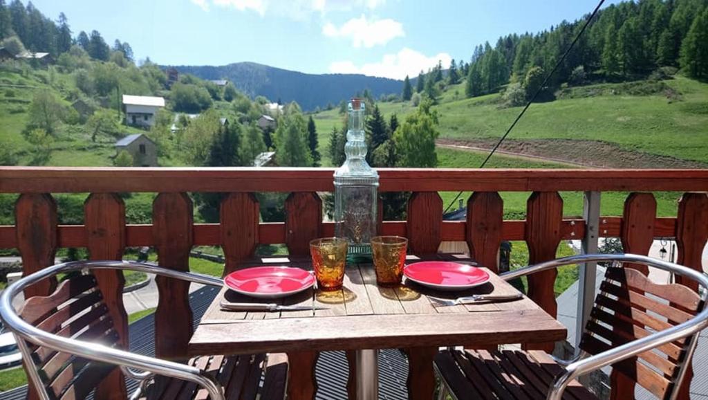 Sur Un Petit Nuage chalet pied des pistes 13