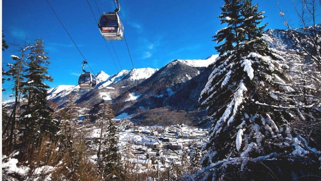 T1 bis A CAUTERETS 4 VOYAGEURS appartement pied des pistes 16