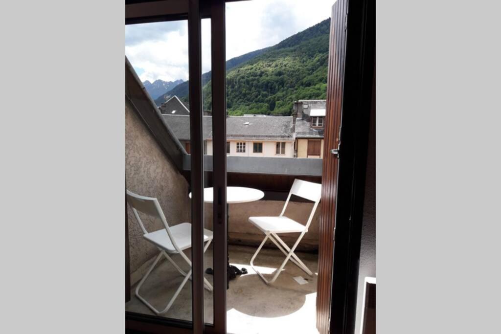 T2 Bis calme centre Bagneres de Luchon appartement pied des pistes 12