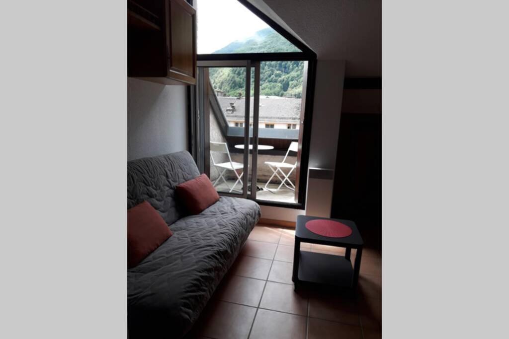 T2 Bis calme centre Bagneres de Luchon appartement pied des pistes 13