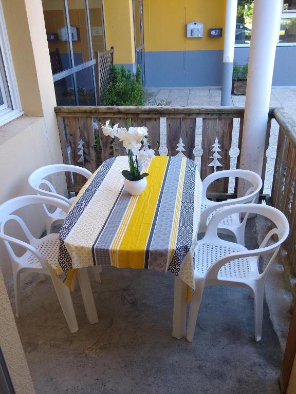T2 RESIDENCE 3 ETOILES Piscine chauffee Sauna Hammam appartement pied des pistes 19