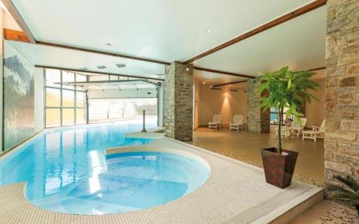 T2 RESIDENCE 3 ETOILES Piscine chauffee Sauna Hammam appartement pied des pistes 3