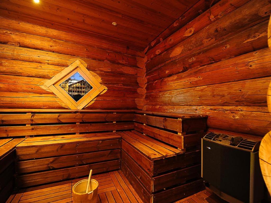 T2 RESIDENCE ANTARES 4 pieds des pistes appartement pied des pistes 9