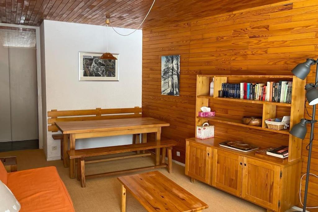 T3 aux Ecrins IV skis aux pieds a Vars appartement pied des pistes 5