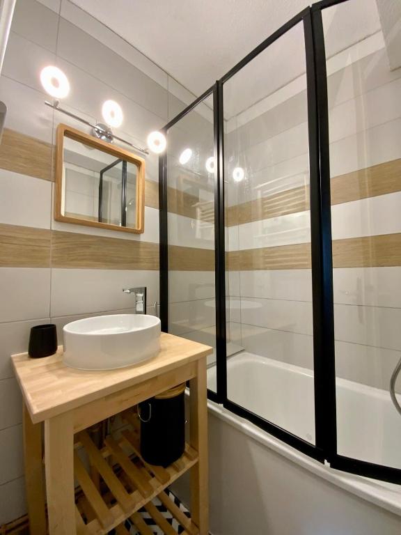The Edelweiss Renovated studio for 4 people gite pied des pistes 3