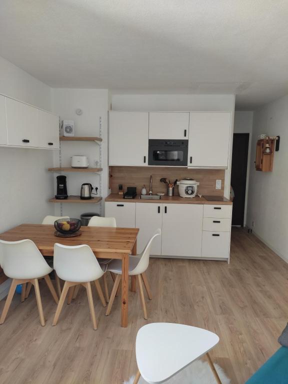 Tres beau T2 renove pour 7 personnes maximum a Bareges appartement pied des pistes 3