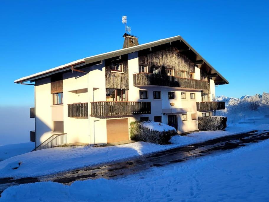 Tres bel appartement avec vue appartement pied des pistes 16