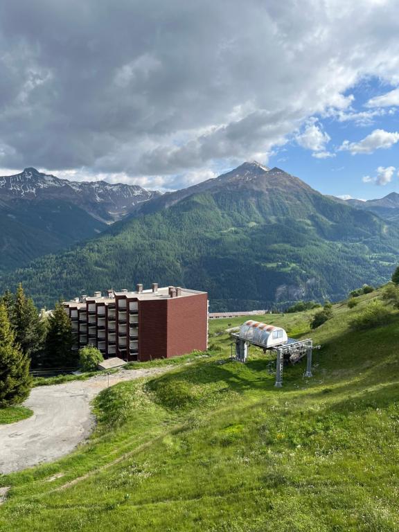 Tres joli studio au calme et bien situe appartement pied des pistes 5