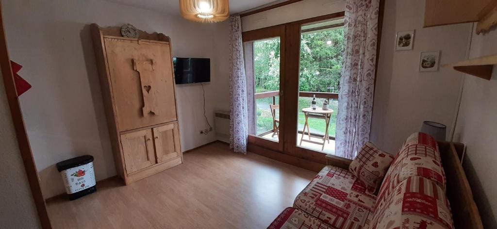 Un havre de paix aux pieds des chemins de montagne appartement pied des pistes 4