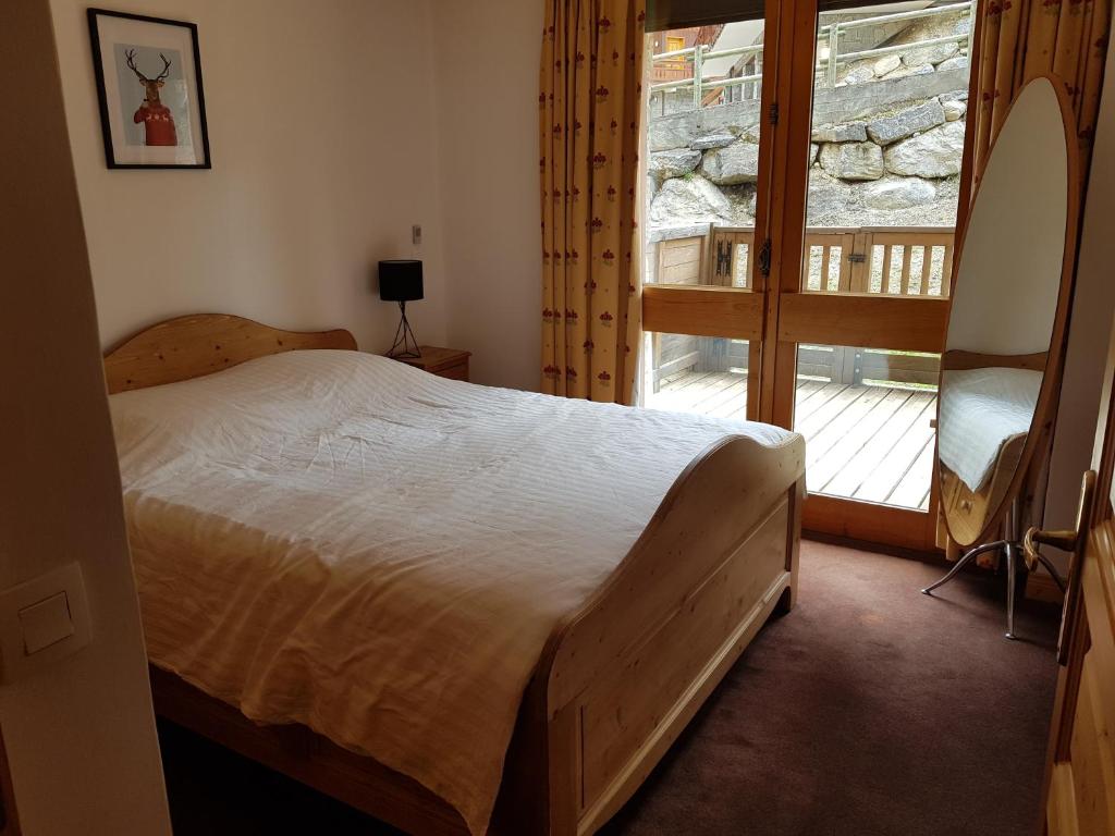 Un hiver a Courchevel Ski in ski out appartement pied des pistes 1